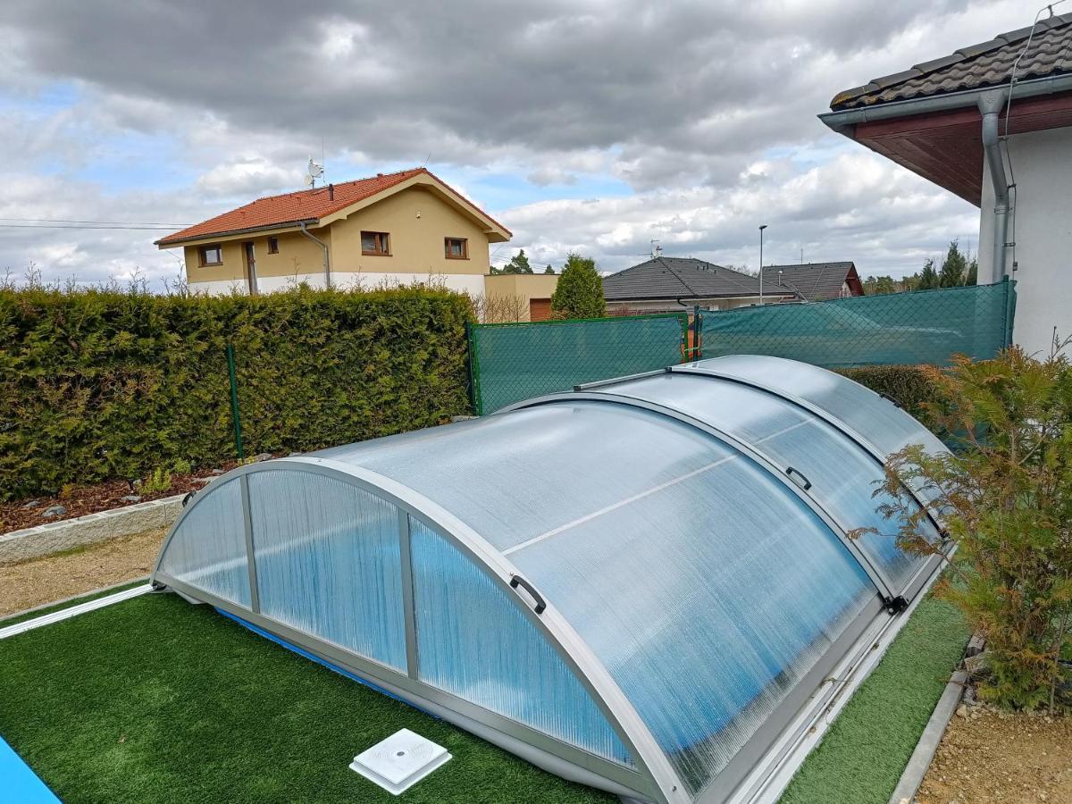 Relaxklub Villa S Wellness Tremosna Εξωτερικό φωτογραφία